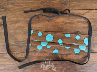 How to Make Your Own Fabric Face Mask Image